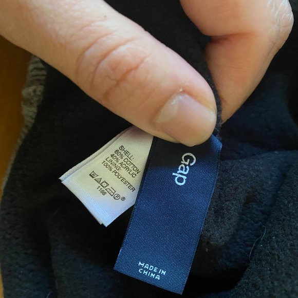 NWOT GAP Knit Beanie with Earflaps - Picture 3 of 4
